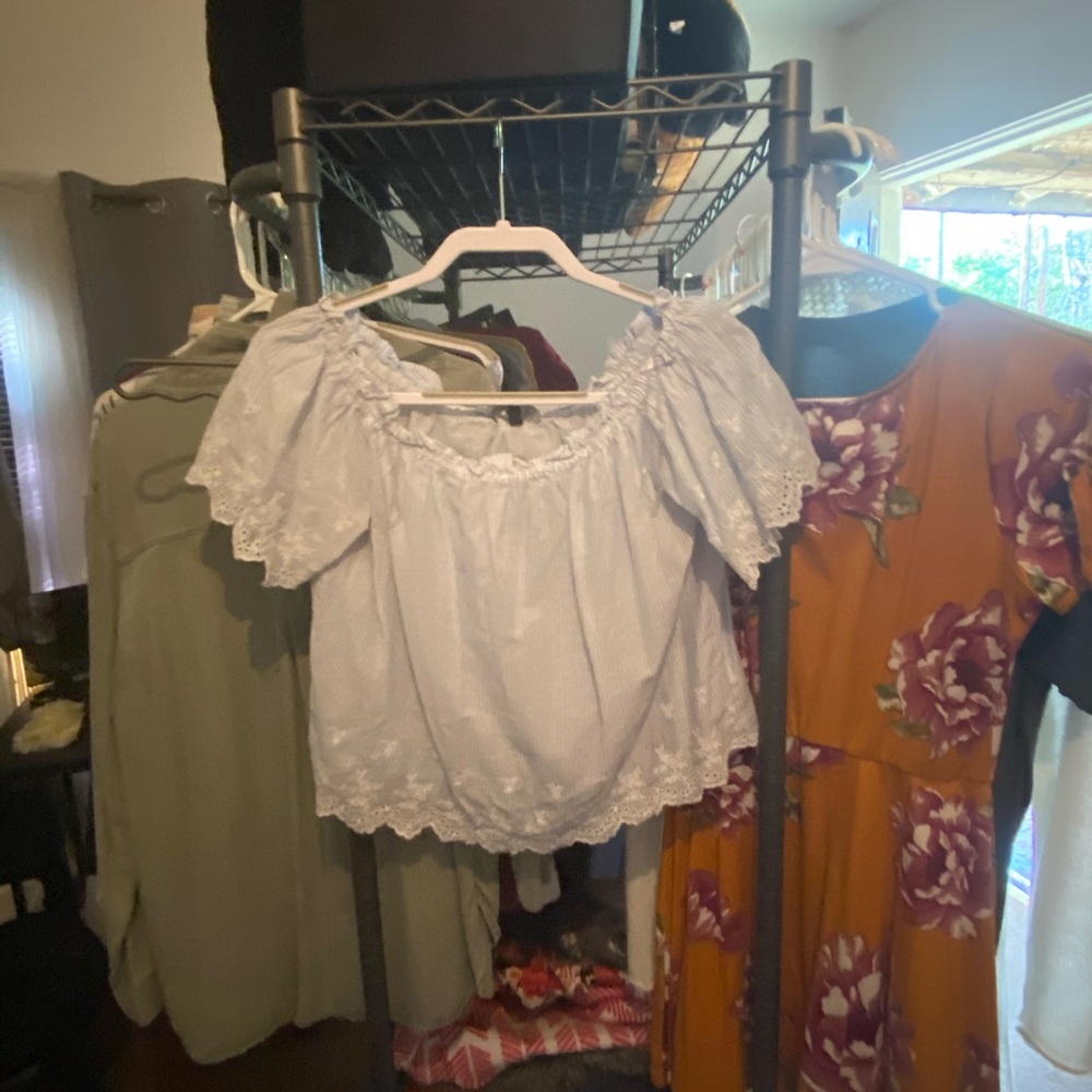 Off sleeve top